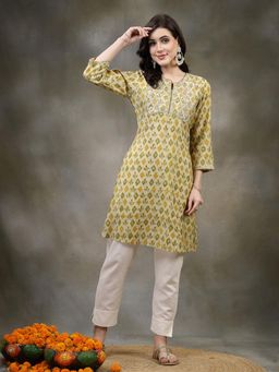 Nayam by lakshita - Embroidered Yoke Design Kurti
