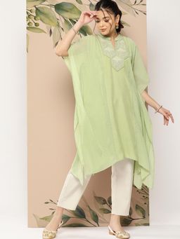 Nayam by lakshita - Embroidered Flared Sleeve Kaftan