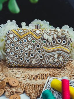 NR by Nidhi Rathi - Women Multi-Color Embellished Clutch