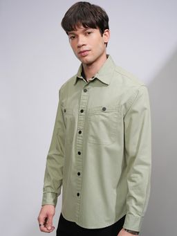 HIGHLANDER - Men Solid Utility Pocket Oversized Green Shirt