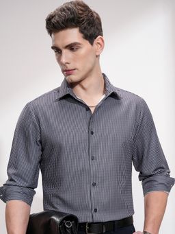 HIGHLANDER - Men Opaque Striped Casual Grey Shirt