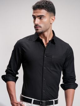 HIGHLANDER - Men Comfort Slim Fit Opaque Casual Black Shirt