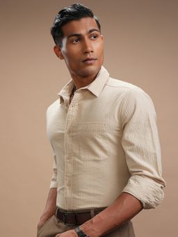 HIGHLANDER - Men Slim Fit Opaque Casual Beige Shirt