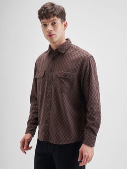 HIGHLANDER - Men Dobby Checked Spread Collar Casual Maroon Shirt