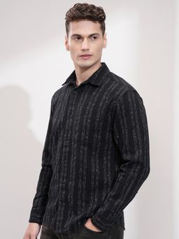 HIGHLANDER - Men Opaque Striped Casual Black Shirt