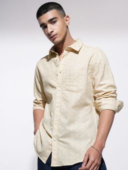 HIGHLANDER - Men Slim Fit Opaque Casual Beige Shirt