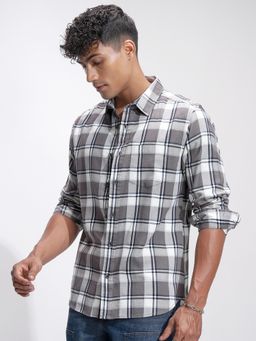 HIGHLANDER - Men Comfort Fit Checked Spread Collar Casual Grey Shirt