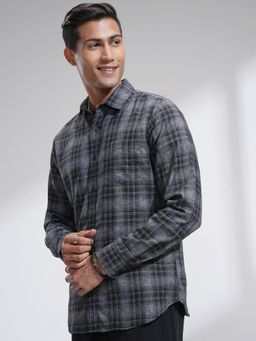 HIGHLANDER - Men Herringbone Checked Casual Grey Shirt