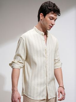 HIGHLANDER - Men Chinelle Yarn Striped Mandarin Collar Cream Shirt