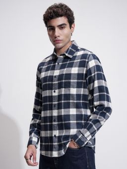 HIGHLANDER - Checked Cutaway Collar Slim Fit Cotton Navy Blue Shirt
