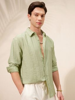 HIGHLANDER - Men's Green Relaxed Fit Textured Spread Collar Shirt
