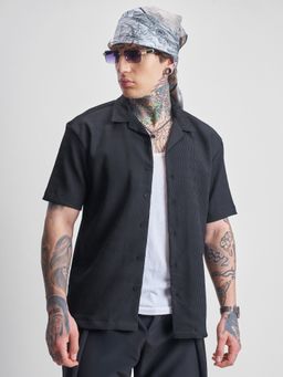 HIGHLANDER - Men's Black Relaxed Fit Textured Cuban Collar Casual Shirt