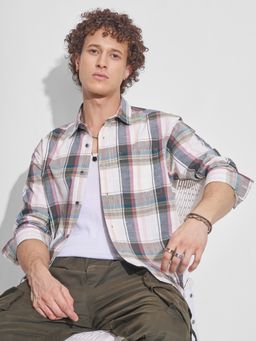 HIGHLANDER - Men's White Relaxed Fit Checked Spread Collar Cotton Casual Shirt