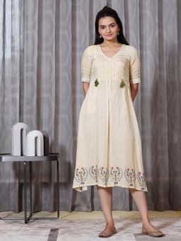 Sukruti Design - Noor - Rosehip Beige FlaBeige Dress