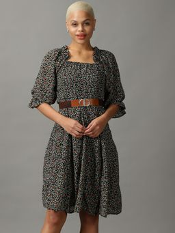 SHOWOFF - Womens Fit and Flare Black Printed Dress