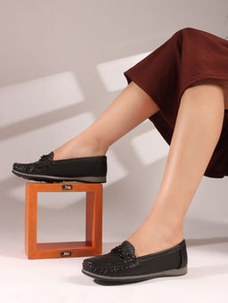 Carlton London - Black Textured Slip-On Women Horsebit Loafers