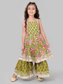Hopscotch - 2-Pc Green Floral Lattice Cotton Kurta & Sharara