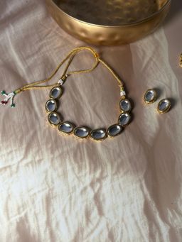 Niska - Kundan Studded Blue Jewellery Earring and Necklace (Set of 2)