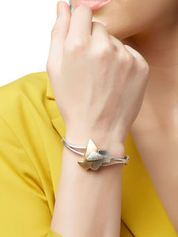 Shaze - Centre Cut Simple Bracelet for Women