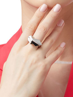 Shaze - Cognizant Minimal Ring Made of Brass Cubic Zirconina Stones Ring Size 7