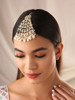 Priyaasi - Kundan and Pearl Floral Passa