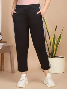 Sweet Dreams - Women Solid Pyjama