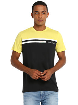 Lee - Men Yellow And Black Cut And Sew Slim Fit T-shirt
