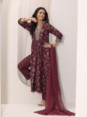 Maroon color option, Currently selected