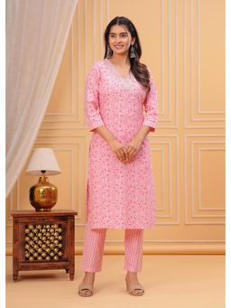 Kipek - Womens Pink Cotton Floral Printed Straight Kurta with Pant (Set of 2)