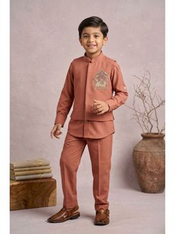 Lagorii - Coral Embroidered Mandarin Kurta With Pyjama And Jacket