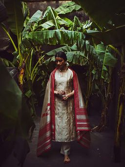 Karaj Jaipur - Women Chanderi Beige Kurta with Pant and Dupatta