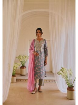 Karaj Jaipur - Women Cotton Grey Kurta with Pant and Dupatta
