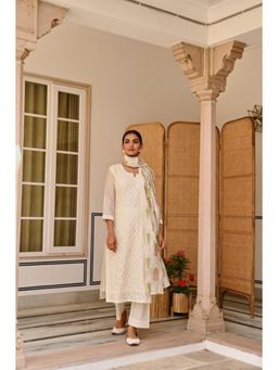 Karaj Jaipur - Women Chanderi Cream Kurta with Pant and Dupatta