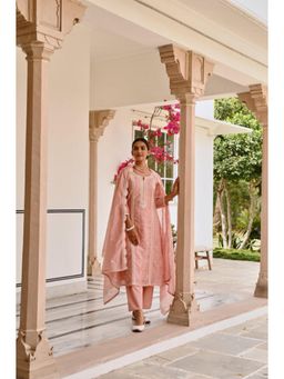 Karaj Jaipur - Women Chanderi Pink Kurta with Pant and Dupatta