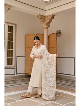 Karaj Jaipur - Women Chanderi Off White Kurta with Pant and Dupatta