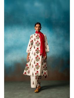 Karaj Jaipur - Women Cotton Off White Kurta with Pant and Dupatta