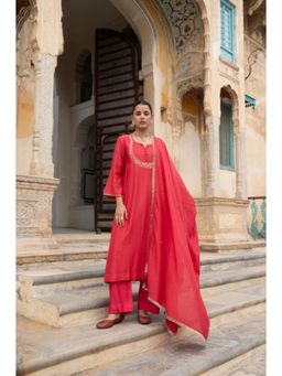 Karaj Jaipur - Women Silk Red Kurta with Pant and Dupatta