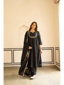 Karaj Jaipur - Women Silk Black Kurta with Pant and Dupatta