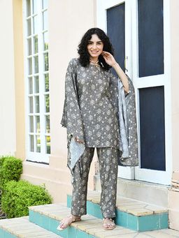 Karaj Jaipur - Women Muslin Grey Kaftan with Pant