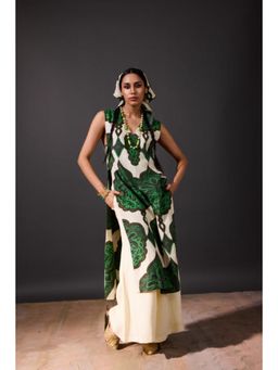 dhaaga - Women Linen Green Kurta with Trousers