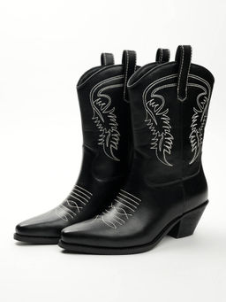 Theater - Women Nashvilles Black Embroidered Block Heel Winter Boots