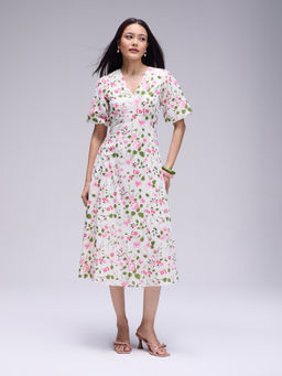 Twenty Dresses by Nykaa Fashion - Multicolour Paisley Printed Puff Sleeves A-Line Midi Dress