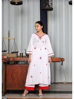 IMROZ HOUSE - Jhalak Mirror Work Hand Embroidered White Kurta with Palazzo (Set of 2)