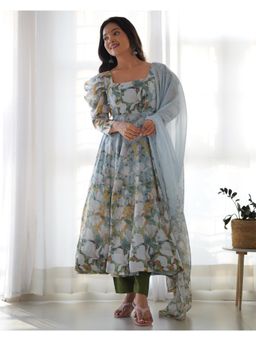 JATRIQQ - Multi-Color Pure Soft Organza Silk Floral Print Kurta With Pant And Dupatta (Set of 3)