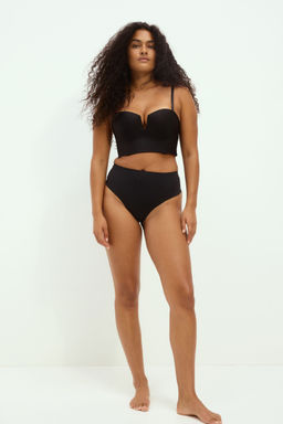 H&M - Women Black Medium Shape Thong Briefs