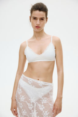 H&M - Women White Seamless Padded Soft Bra