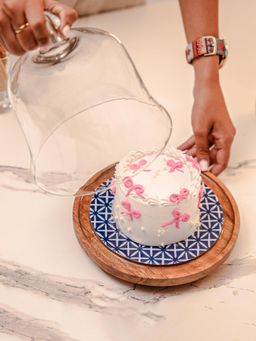 IREKA HOMES - Acacia Wood Cake Dome with Enamel Detailing