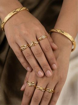 Gahan - Pack of 2 Gold Plated Bangles with 6 Adjustable Rings For Women