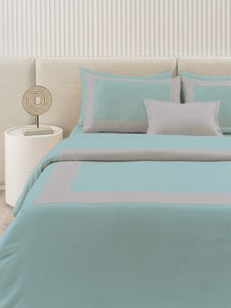 Ddecor Live Beautiful - 210 TC Cotton Solid Bed Sheet Set-P0015-BOLD-FROST BLUE-SILVER (King)