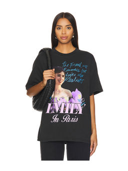 Philcos - Emily in Paris Realists Boxy Tee